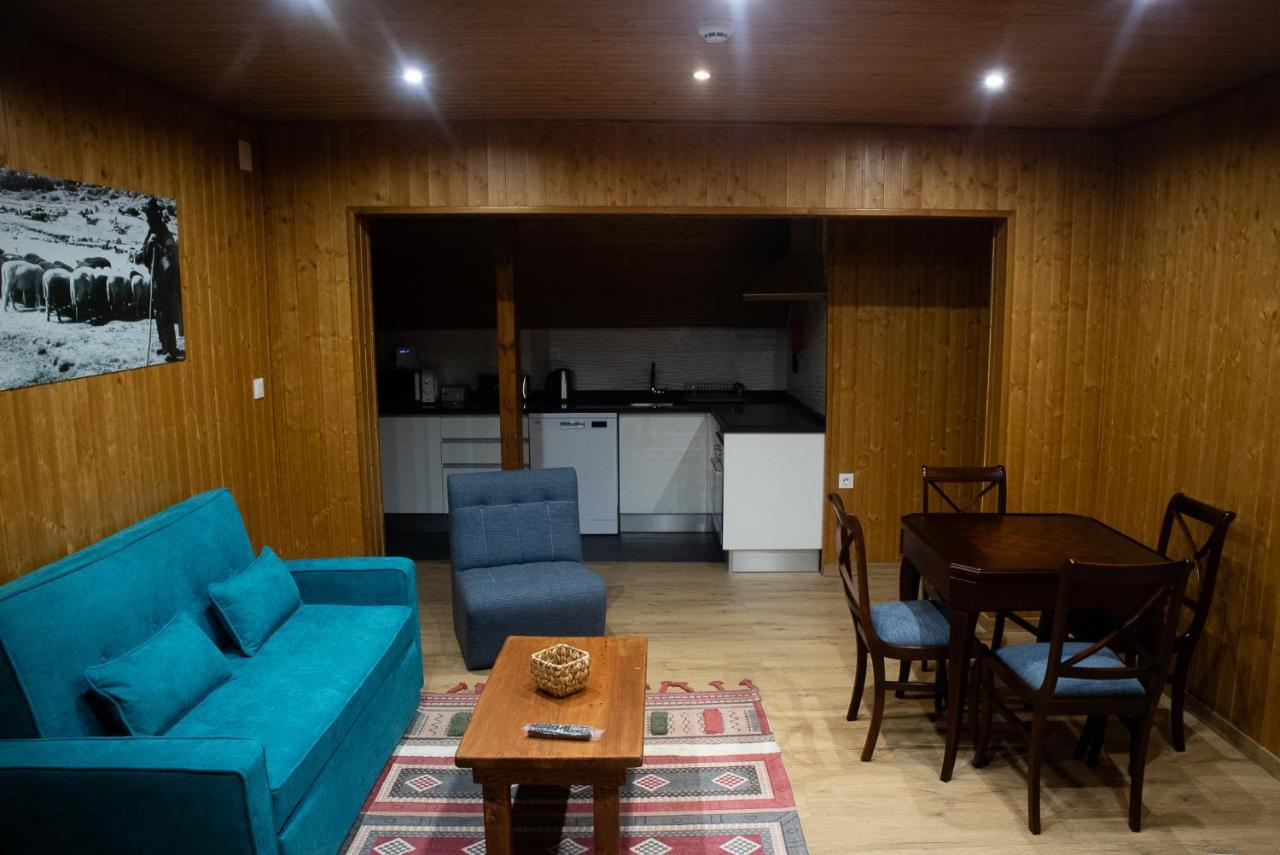 Casal Dos Netos Apartment Penhas da Saude Bagian luar foto